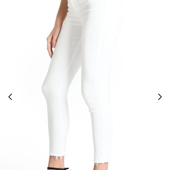 FIDELITY NWT WHITE SKINNY JEANS - Picture 3 of 3